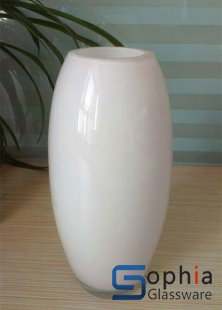 White glass vase SC064